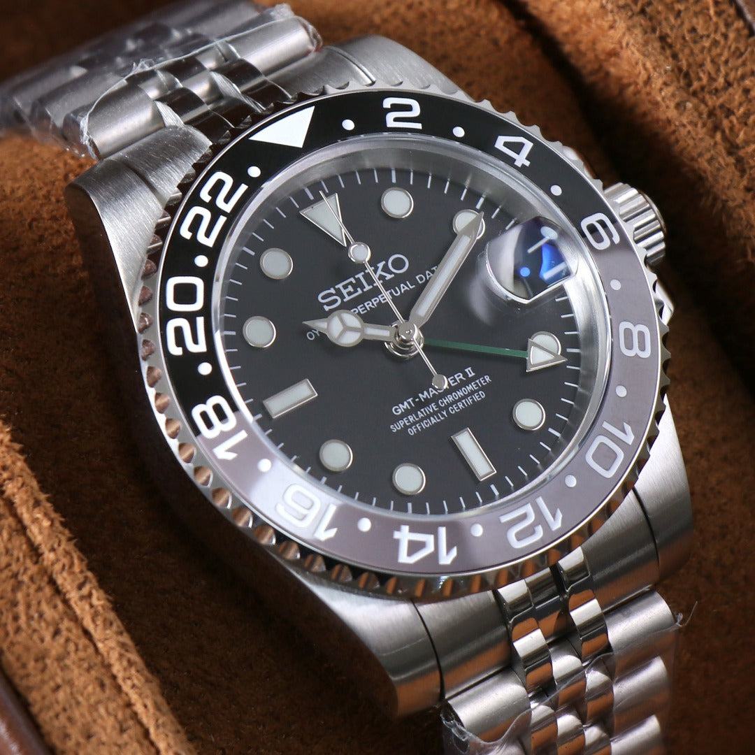 GMT Bruce Wayne Black Grey Custom Mod